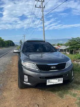KIA Sorento Bensin 2014, Kilometer Rendah, Pajak Panjang!