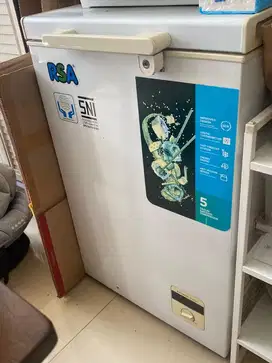 Freezer Kapasitas 100 liter merk RSA