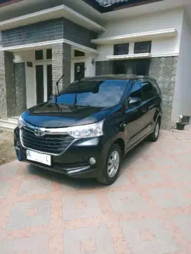 Jual Mobil Toyota Alvanza