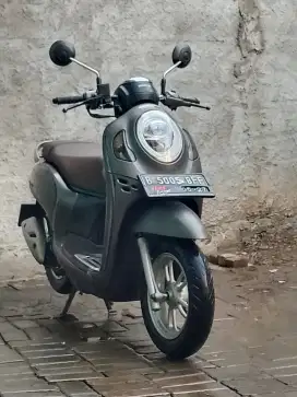 jual motor scoopy 2022 surat surat lengkap