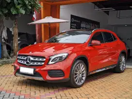 Mercedes Benz GLA 200 AMG