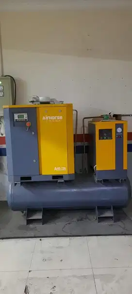 Mesin sekrup tiga AHB 10 A