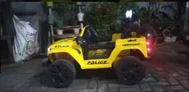 Mobilan aki anak