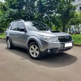 Subaru Forester 2011 2.5 XT AT silver
