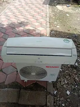 AC Sharp 3/4 pk r32 dingin.