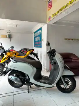 KM 4RIBU Honda Scoopy Prestige Keyless TH 2024 Like New