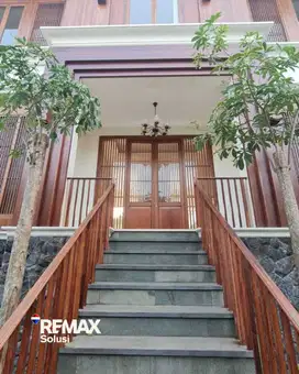 DIJUAL RUMAH MEWAH KAWASAN KEMANG JAKARTA SELATAN