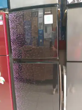KULKAS SHARP 2 PINTU