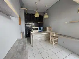 Disewakan kios Apartement Bassura City