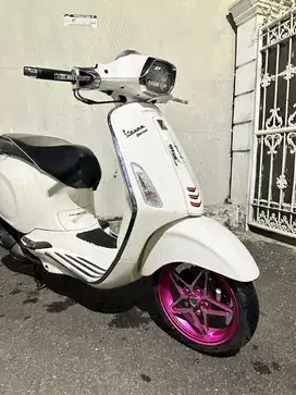 Vespa Sprint Iget 2017 Low KM
