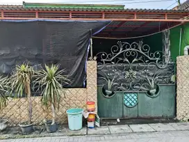 RUMAH DI PAKAL, BENOWO SURABAYA