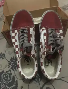Vans old skol merah