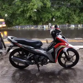 Blade 2011 (Bagus lengkap)