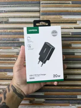 Adaptor Original Ugreen PD Fast Charging 20w MFI & Android Support