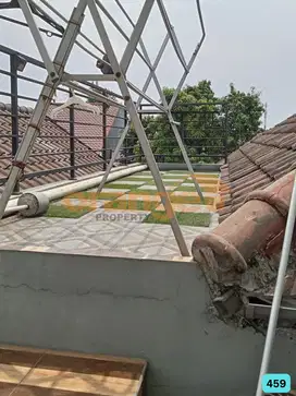 Di Jual Rumah 2 Lantai di Legenda Wisata