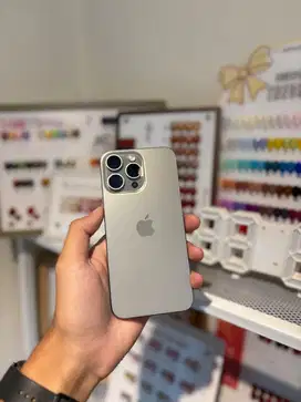 IPHONE 15 PROMAX 256