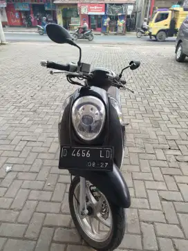 Scoopy style pemakaian wanita