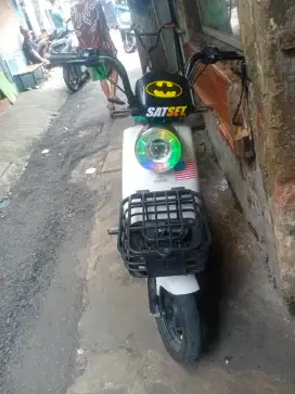 Sepeda listrik d 70 Joss gandos
