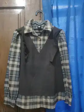 Baju kantor coklat kotak-kotak
