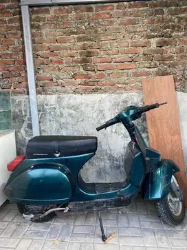 Vespa PX Tahun 1993