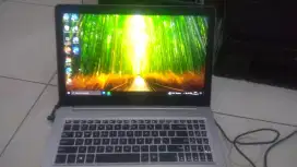 Dijual Laptop 15 inchi Asus core i7