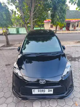 Sienta Automatic 2016