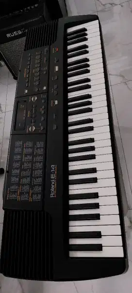 Keyboard Roland E-14