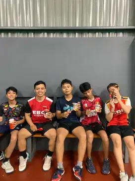 Tim Olahraga Profesional Badminton Training Camp