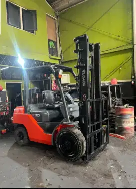 Forklift Toyota 3 Ton,Matic,Tiang 4 Meter,1DZ-II,8FD30,Tahun 2019