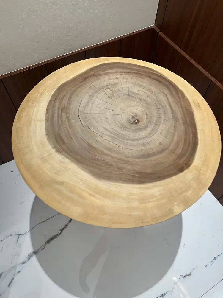 Meja lonjong kayu Trembesi