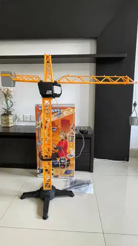 Preloved Giant Crane with remote control Tinggi 98 cm