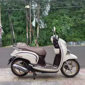 Scoopy ESp 2017 Bagus lengkap Mesin Cakep