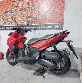 Km 9rb! Seperti baru! HONDA NEW VARIO 160 CBS ISS ALARM 2023 pajak ON