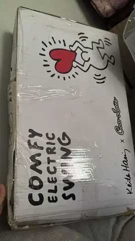 CocoLatte x Keith Haring – Comfy Electric Swing (Electric Baby Swing)