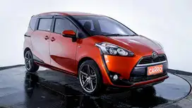 Toyota Sienta V AT 2017 Orange