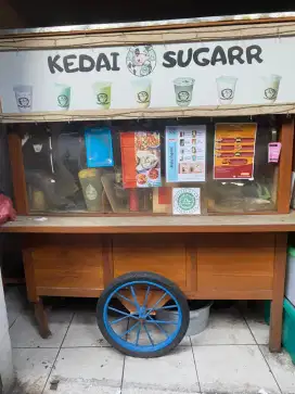 GEROBAK USAHA MAKANAN MINUMAN