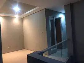Rumah Tengah Kota Andir 2 lantai jual cepat cluster strategis