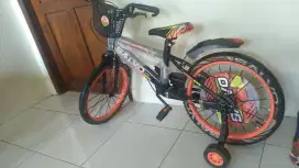 Sepeda anak baru beli 3 hari gress masih baru