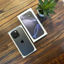 iPhone 16 Pro 256Gb Black Titanium Resmi