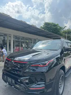 Toyota Fortuner Vrz TRD (2021)