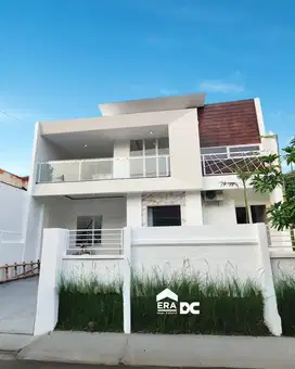 Rumah 2 Lantai Bangunan Baru Modern Plamongan Indah Semarang
