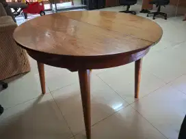 Meja makan kayu jati
