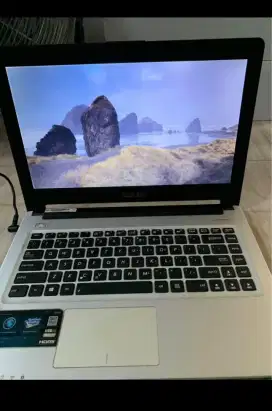 Laptop Asus Intel core i3