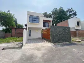 RUMAH 2 LANTAI, SIAP HUNI DALAM RING ROAD MAGUWOHARJO