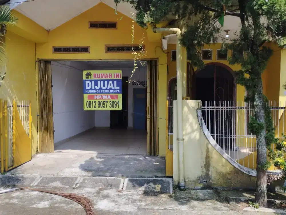 DIJUAL RUMAH 2 LANTAI BER SHM BER IMB SIAP PAKAI.