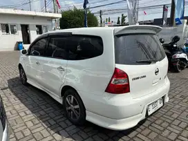 Nissan Grand livina 2013 Bensin