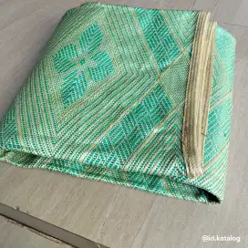Tikar Anyaman Lipat 190x170cm