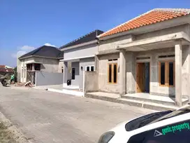 Rumah 1 Lantai, Desain dlm Bebas, Investasi terbaik di Lok Berkembang.