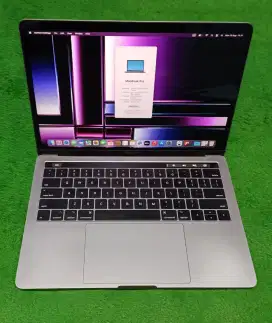 Apple Macbook Pro 2017 i5 8/256 Grey Touchbar Mulus Murah