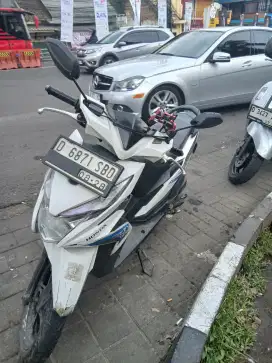 Beat thn 2018 mesin ok tinggal gas body lecet pemakayan